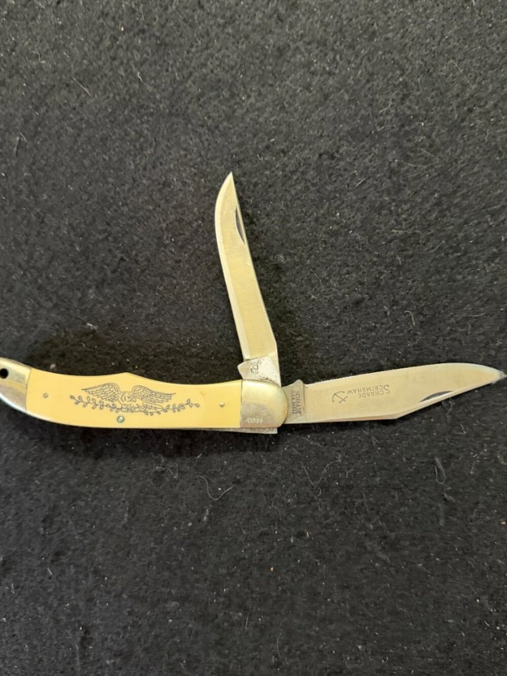 Vintage Schrade Scrimshaw Folding Hunter Knife 1975